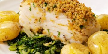 Bacalhau com broa e batatas a murro