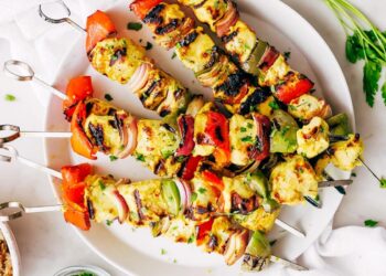 Espetadas de frango no forno