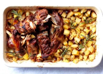 Borrego assado no forno à Alentejana