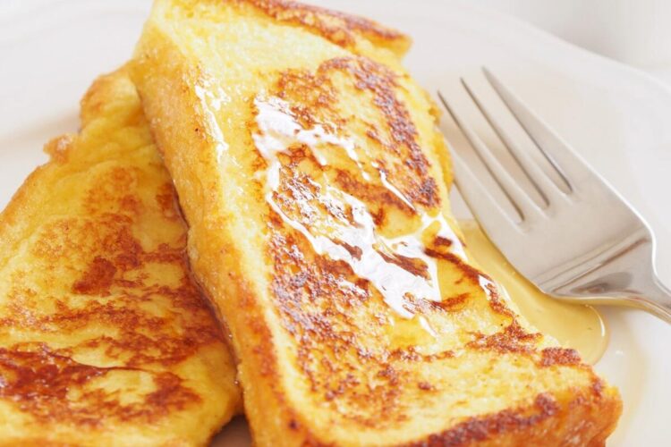 Rabanadas com calda de laranja