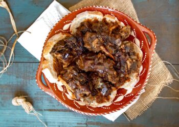 Ensopado de borrego à pastora