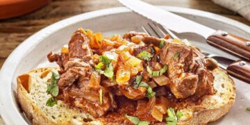 Ensopado de borrego à moda do Alentejo