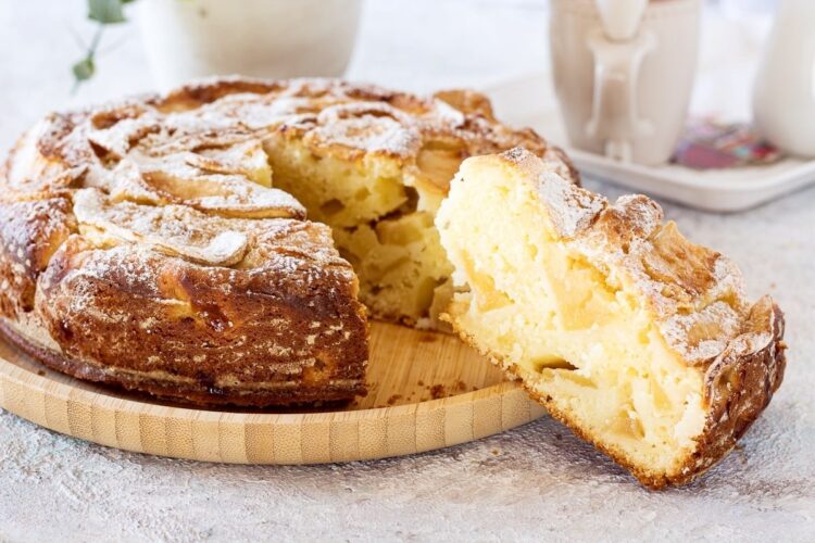 Bolo de iogurte e maçã