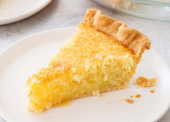 Tarte de coco com massa folhada