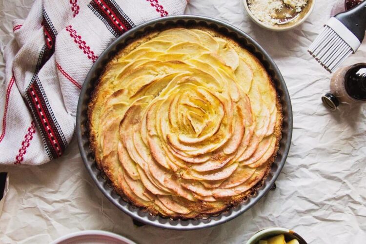 Tarte de maçã e amêndoa