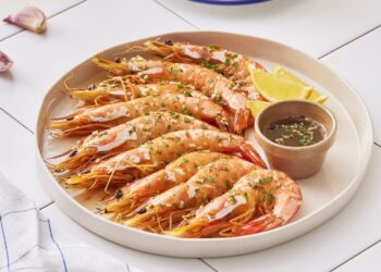 Camarão tigre no forno