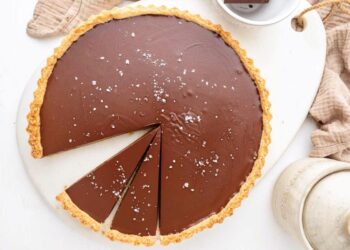 Tarte de chocolate e leite condensado