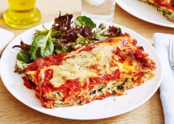 Lasanha de atum e espinafres