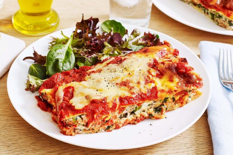 Lasanha de atum e espinafres