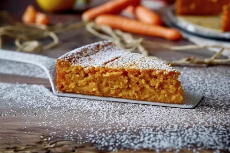 Bolo de cenoura e limão
