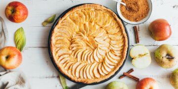 Tarte de maçã com natas