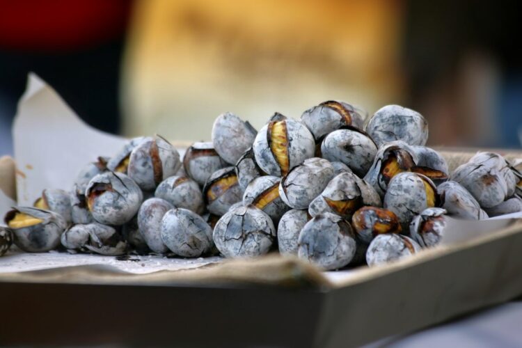 Castanhas assadas no forno com alecrim