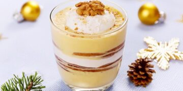 Leite creme com bolacha maria