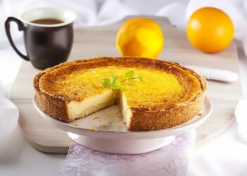Tarte de requeijão e laranja