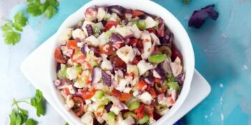 Salada de polvo à Algarvia