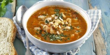 Sopa de peixe à pescador