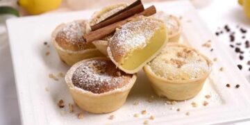 Queijadinhas cremosas de amêndoa