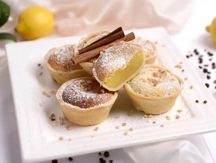 Queijadinhas cremosas de amêndoa