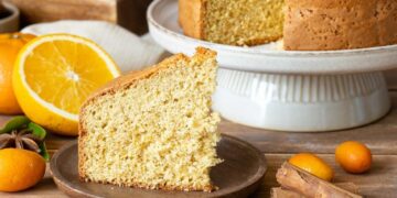 Bolo de laranja e canela
