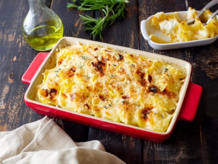 Bacalhau no forno com puré