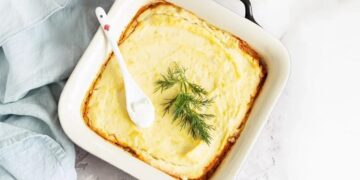 Empadão de bacalhau e espinafres