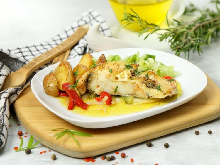 Bacalhau no forno com pimentos