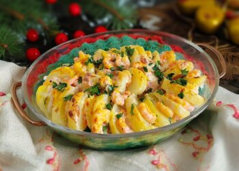 Batatas gratinadas com camarão