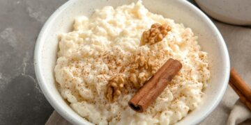 Arroz doce cremoso com leite condensado