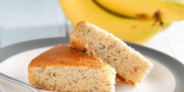 Bolo de banana e iogurte