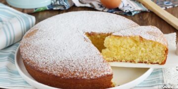 Bolo de coco e iogurte