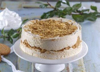 Bolo gelado de bolacha Maria