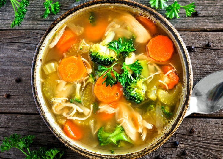 Sopa de legumes tradicional