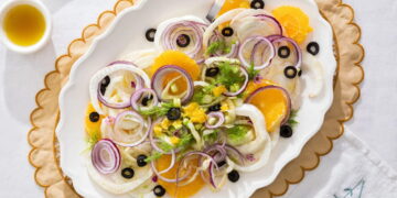 Salada de laranja com azeitonas à moda do Algarve