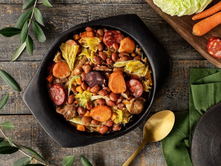 Feijoada à transmontana: receita tradicional e repleta de sabor