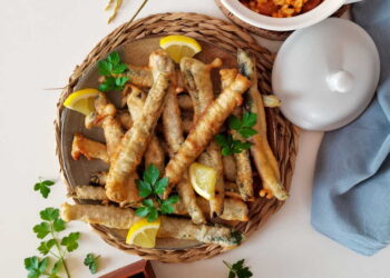 Peixinhos da horta: o petisco tradicional português com feijão verde