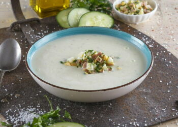 Sopa fria de pepino e iogurte: refrescante para os dias de calor