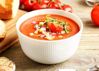 Gaspacho à moda do Alentejo: fresco, saudável e perfeito para os dias de calor