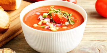 Gaspacho à moda do Alentejo: fresco, saudável e perfeito para os dias de calor
