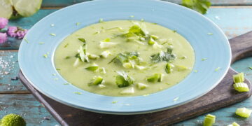 Creme de aipo com maçã
