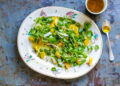 Salada de agrião com laranja e nozes