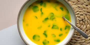 Sopa de agrião com batata