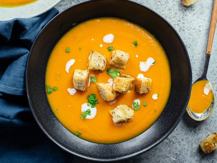 Creme de batata-doce com gengibre
