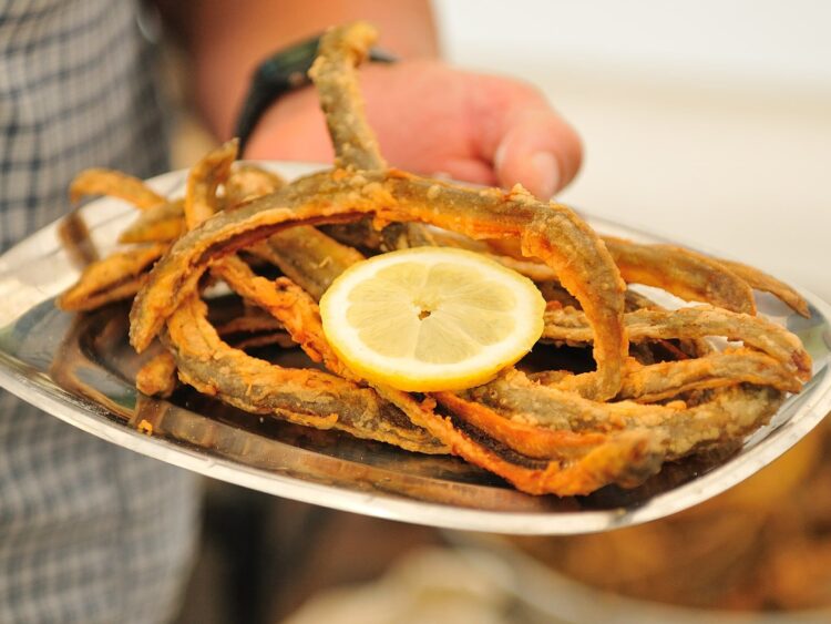 Enguias fritas à moda de Aveiro